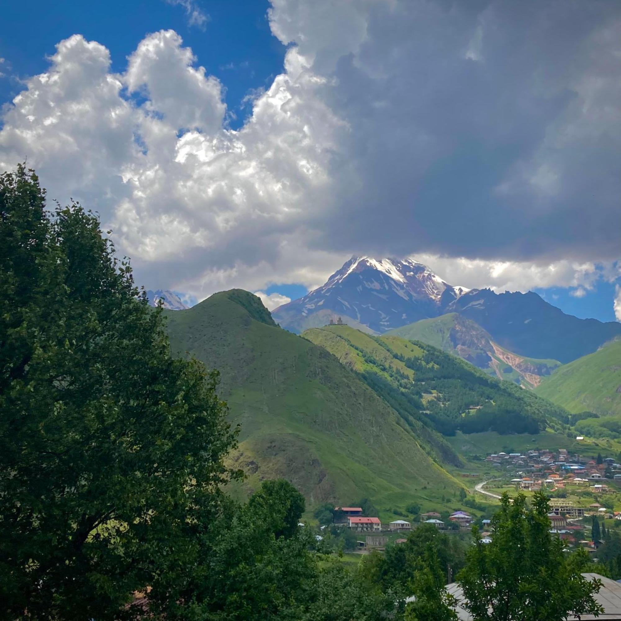 Mountain Heart Bed and Breakfast Kazbegi Εξωτερικό φωτογραφία
